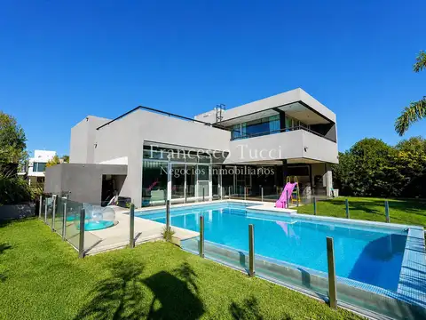 Casa en venta de 5 ambientes en Terravista