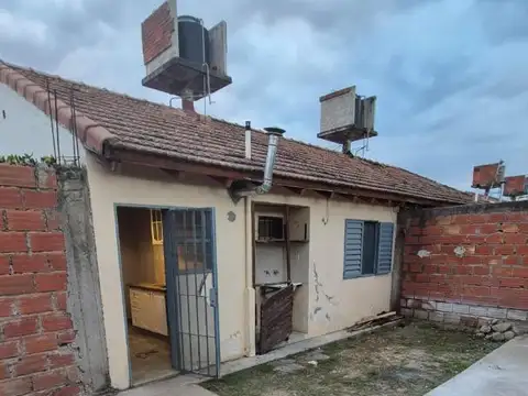 CASA ESQUINA EN ALQUILER PQUE BELGRANO