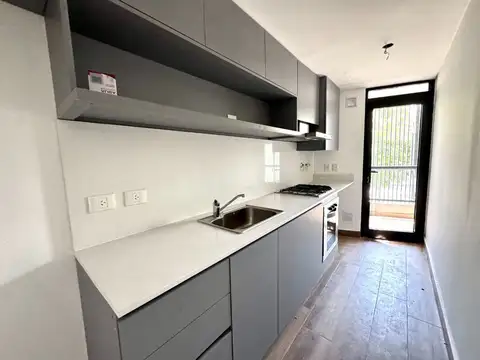Departamento en Alquiler con 1 cocheras