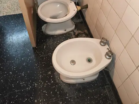 DEPARTAMENTO 1 AMBIENTE CON PATIO Y SIN EXPENSAS. ELIZALDE 46 PB "P" AVELLANEDA