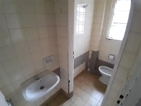 Local comercial en ALQUILER -ZONA BOEDO-