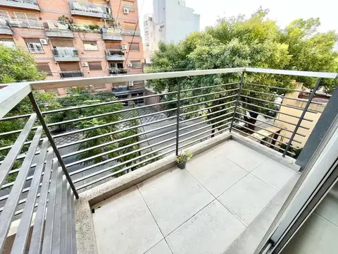 Departamento dos ambientes con cochera. Excelente ubicación