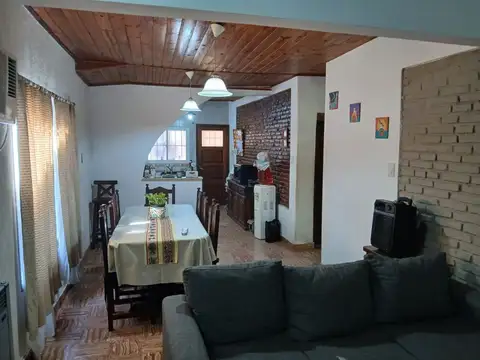 Tres Arroyos 2400