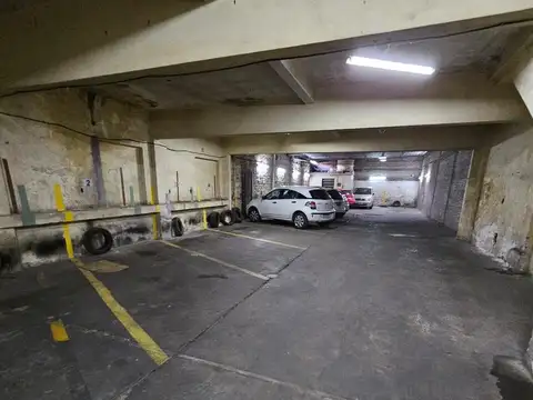 Galpón EN ALQUILER de 250 m2, excelente zona norte Rosario a metros de Alberdi