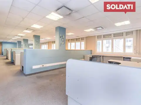 Oficina en Venta con Renta piso 6 Microcentro muy luminosa