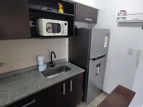 Casa en Alquiler con 1 cochera