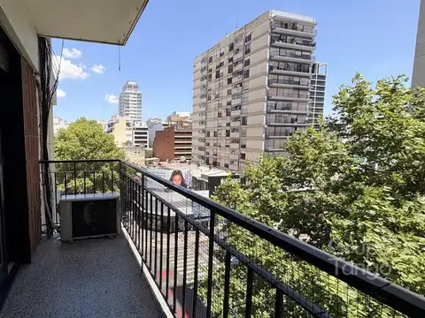 Venta Departamento 2 Ambientes en Belgrano C Balcón Al Frente