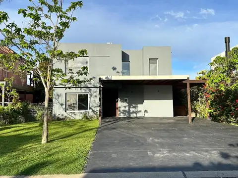 Venta Casa 4 Dormitorios Pileta  Nordelta