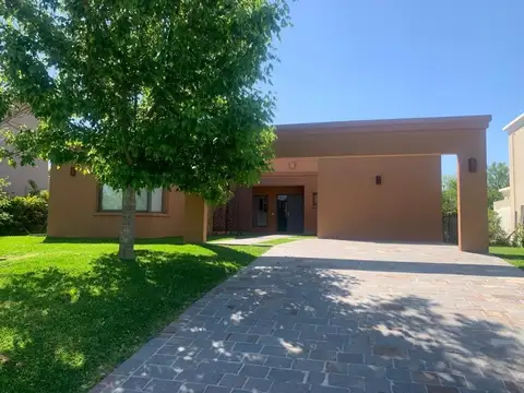 Casa con 3 dormitorios en La Reserva Cardales CC.