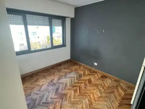 25 de Mayo 3000, Piso 7