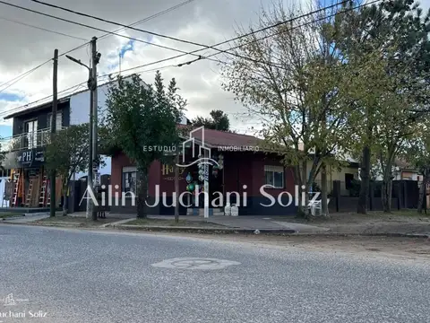 VENTA EN BLOCK CASA MAS LOCAL