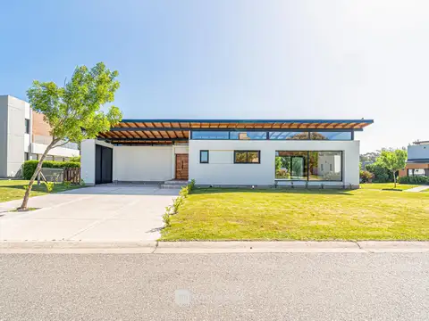 Av. Jorge Newbery 4555