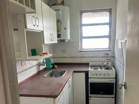 San Pedrito Al 90 , P. 2 Por 97 , Piso 2