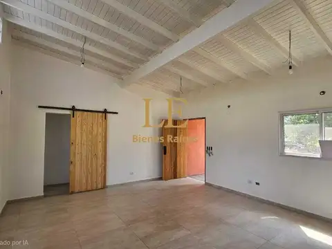 Casa en Venta con 2 cocheras