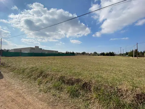 Terreno en venta a metros de Petrolauquen Trenque Lauquen 