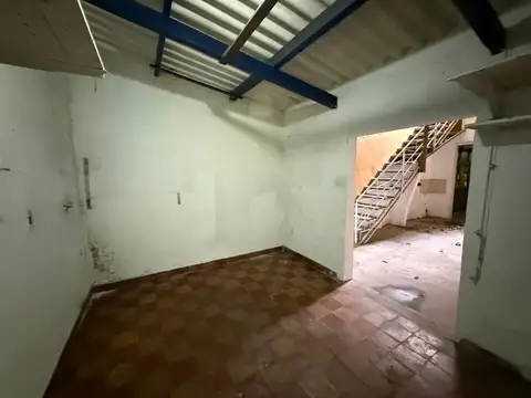 Depto Tipo Casa en Alquiler con 2 cocheras