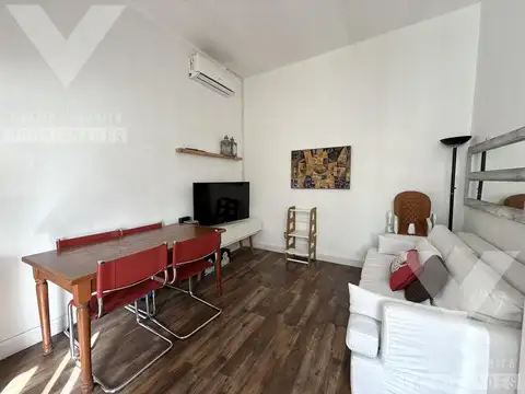 Departamento tipo PH de 4 ambientes en Tucumán entre Pasteur y Uriburu.