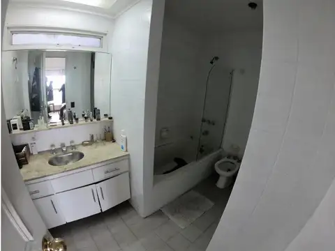 Departamento en Venta en La Lucila Vias / Libertador, USD 460.000