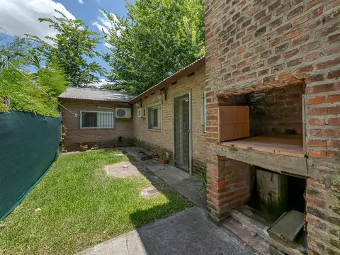 VENTA CASA DE DOS DORMITORIOS EN FISHERTON