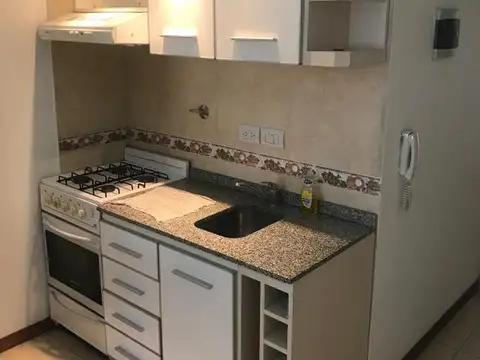 Depto Tipo Casa en Venta en Parque Chacabuco, USD 127.000