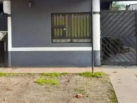 Oportunidad dos casas en moreno