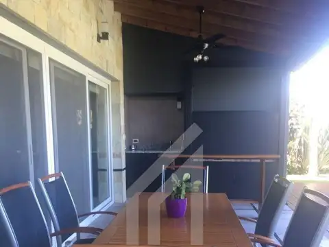 Casa  en Alq. Temporario en El Cantón Golf, El Cantón, Escobar