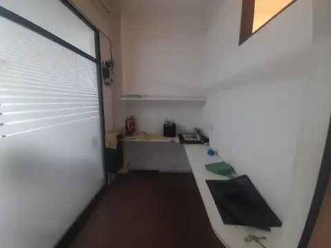 Local en Alquiler en Plaza Mitre, $ 900.000