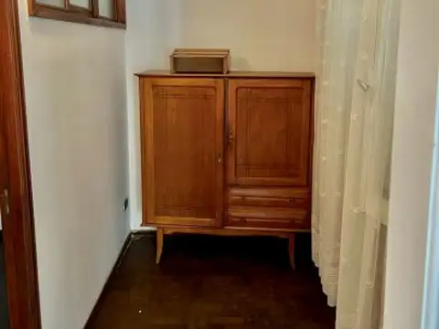 Casa 2 ambientes con 1 baño
