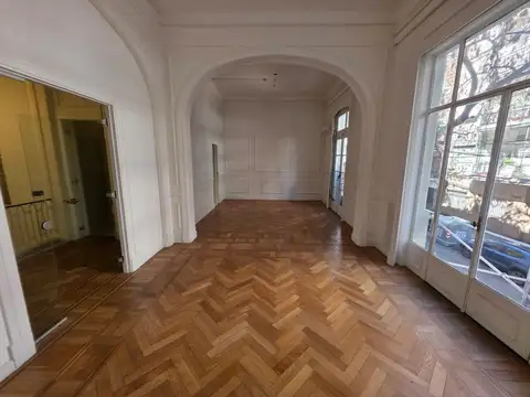 Hotel en Venta 65 años