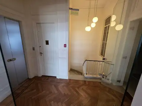 Edificio / Petit Hotel en  Venta con Renta