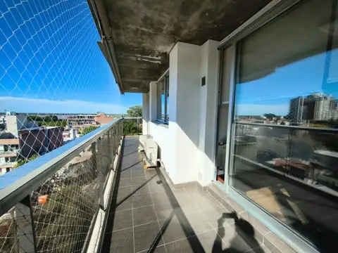 Departamento en Alquiler con 1 cocheras