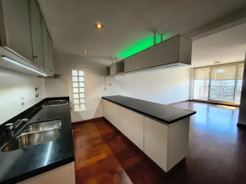 Departamento en Alquiler de 5 ambientes