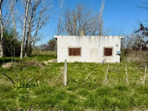 Se Vende Hectárea Con Casa A Refaccionar En Barrio Rural La Esperanza, Cortínes - Luján
