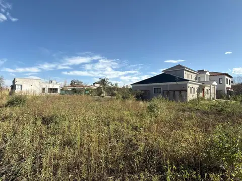 TERRENO EN VENTA EN ESQUINA MOLLAR I 733 M2