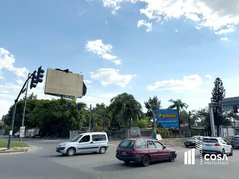 José María Rosa  al 600 bis Fisherton