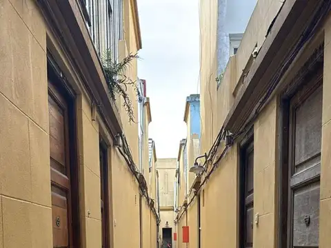 Depto Tipo Casa en Alquiler de 4 ambientes
