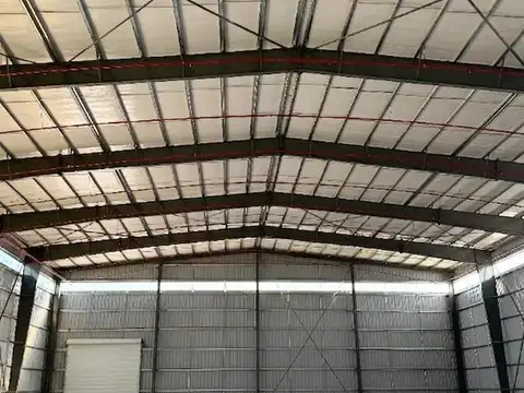 Dos Naves Industriales en alquiler 6280 m2 dentro de predio cerrado en Moreno 7 min de Acceso Oeste