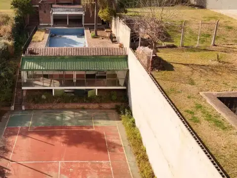 Casa en Alquiler en Cerro De Las Rosas, $ 5.000.000