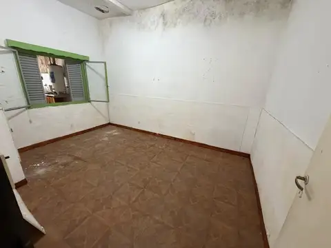Casa en Venta con 4 cocheras