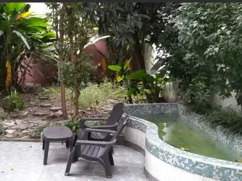 Departamento en Caballito con jardin propio