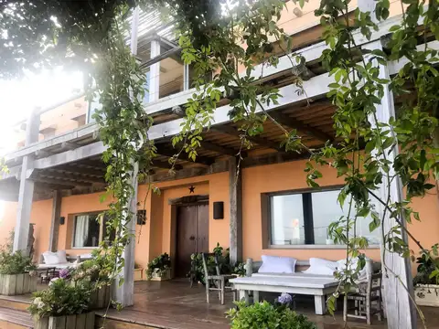 Casa en Alquiler Temporal en La Barra, USD 35.000