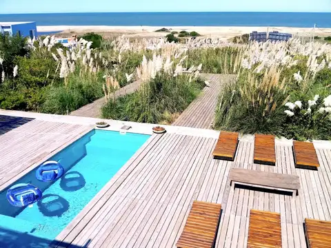 Casa en Alquiler Temporal de 6 dormitorios