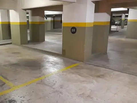 Cochera en venta - 15Mts2 - Retiro