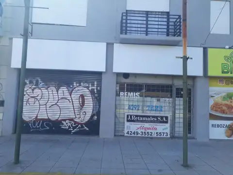 AVENIDA HIPOLITO YRIGOYEN 9900