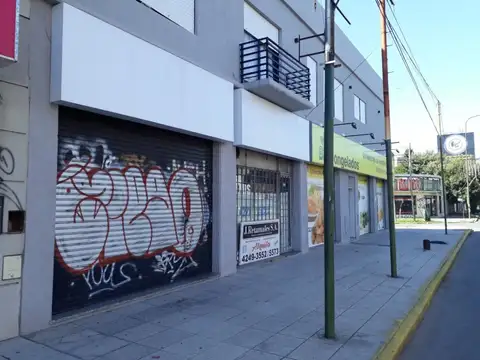 LOCALES - A LA CALLE - LOMAS DE ZAMORA - OESTE, GRAN BS. AS. SUR