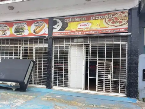 Local en Venta Via Púb.