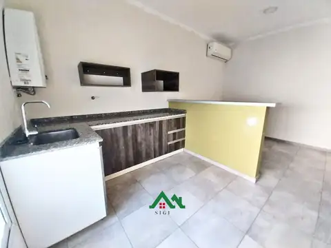 Local comercial en alquiler Nueva Córdoba, apto oficina, consultorio profesional-NO APTO GASTRONOMIA