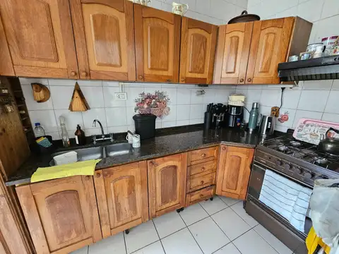 Departamento 4 ambientes con 2 baños