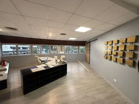 Oficina en Alquiler en Martínez Libertador / Río, Martínez