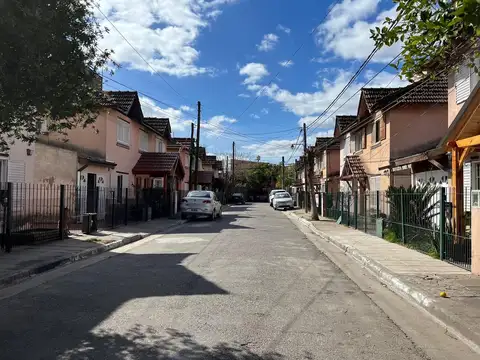 Casa en Venta en Hurlingham, USD 78.000